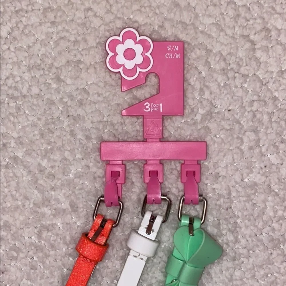 Little girls belts size s/m(6-7)